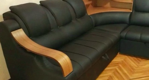 Перетяжка кожаного дивана. Колпино